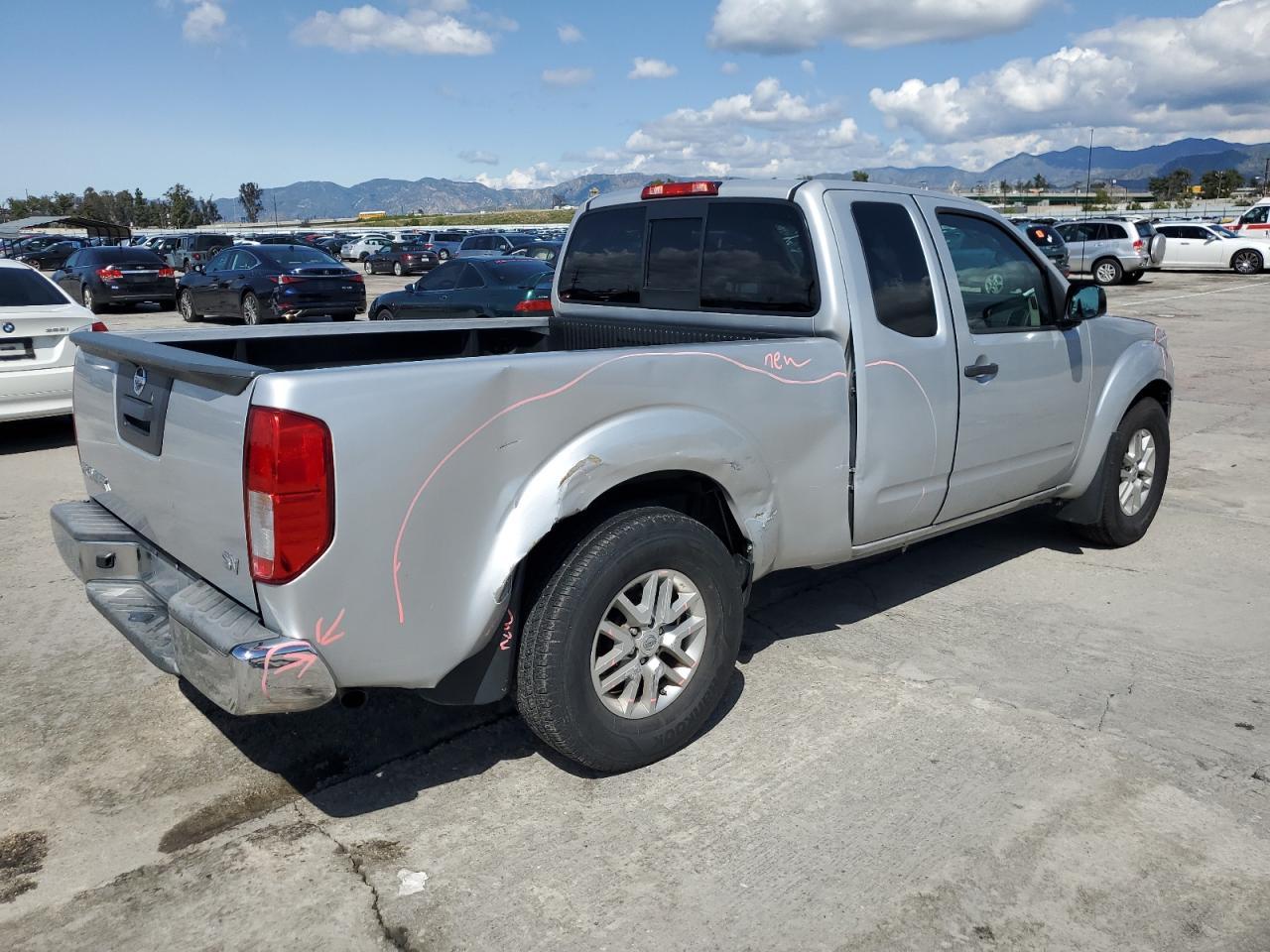 2017 NISSAN FRONTIER S - Фото 3
