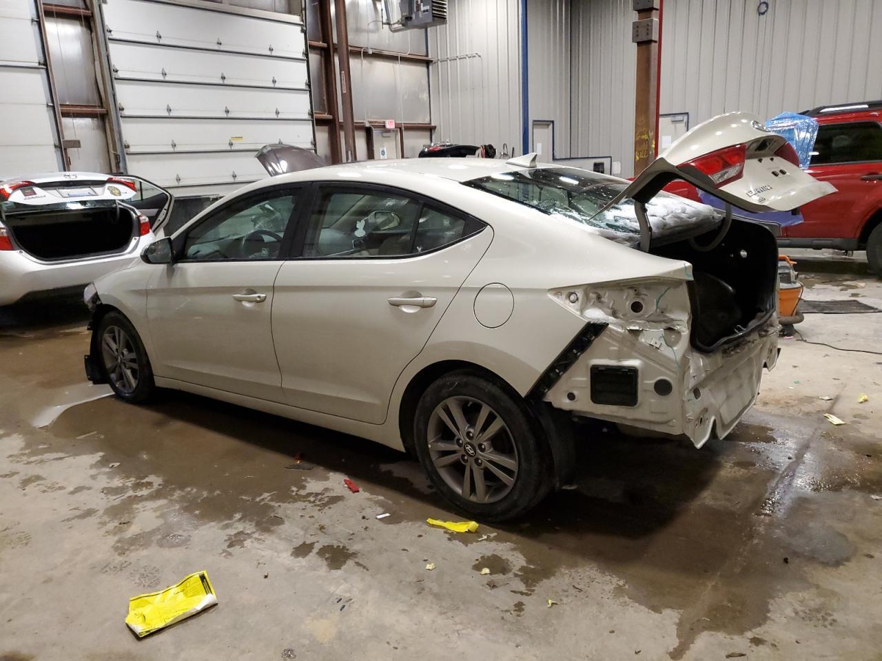 2017 HYUNDAI ELANTRA SE - Image 2