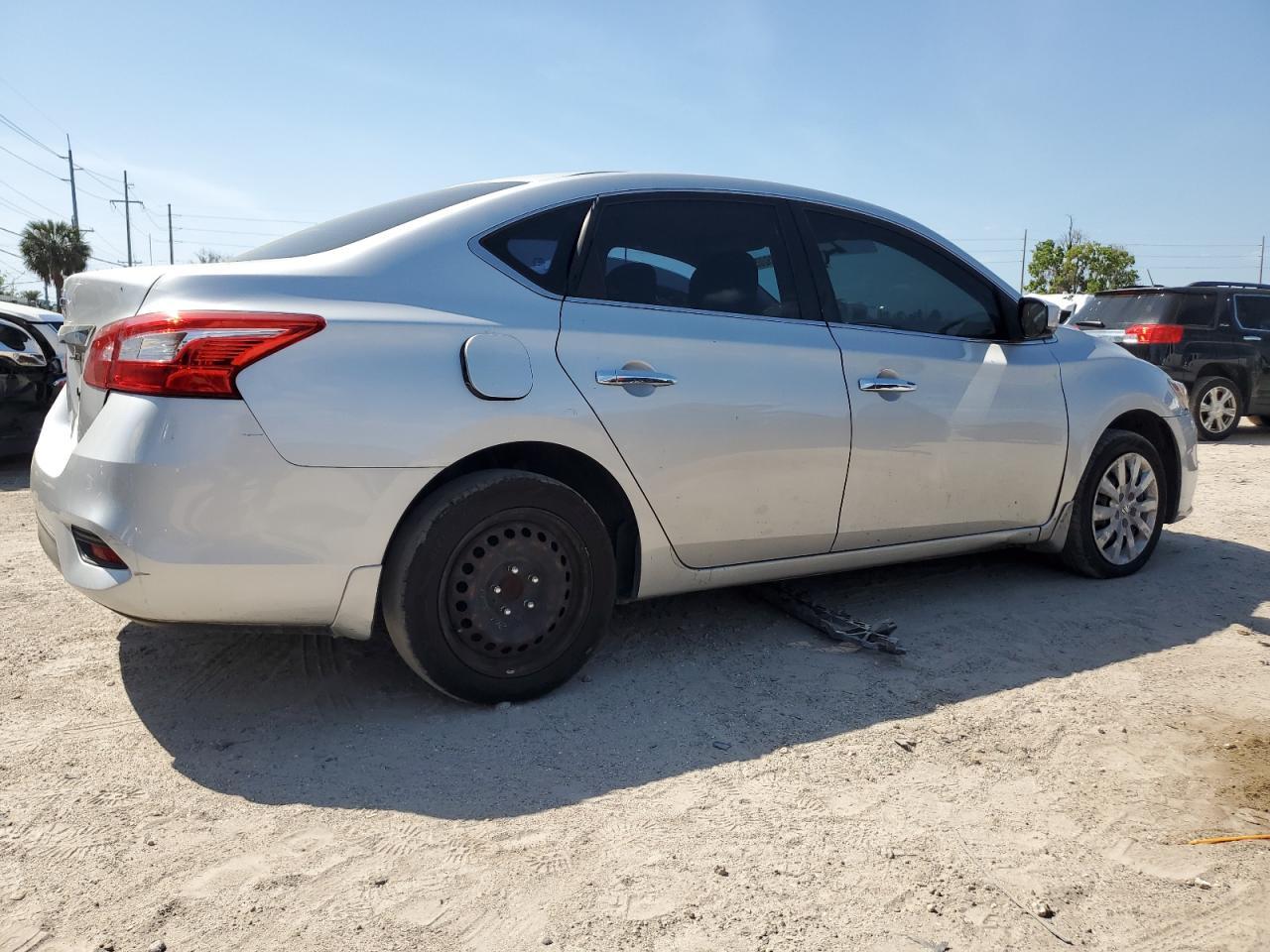 2017 NISSAN SENTRA S - Image 3