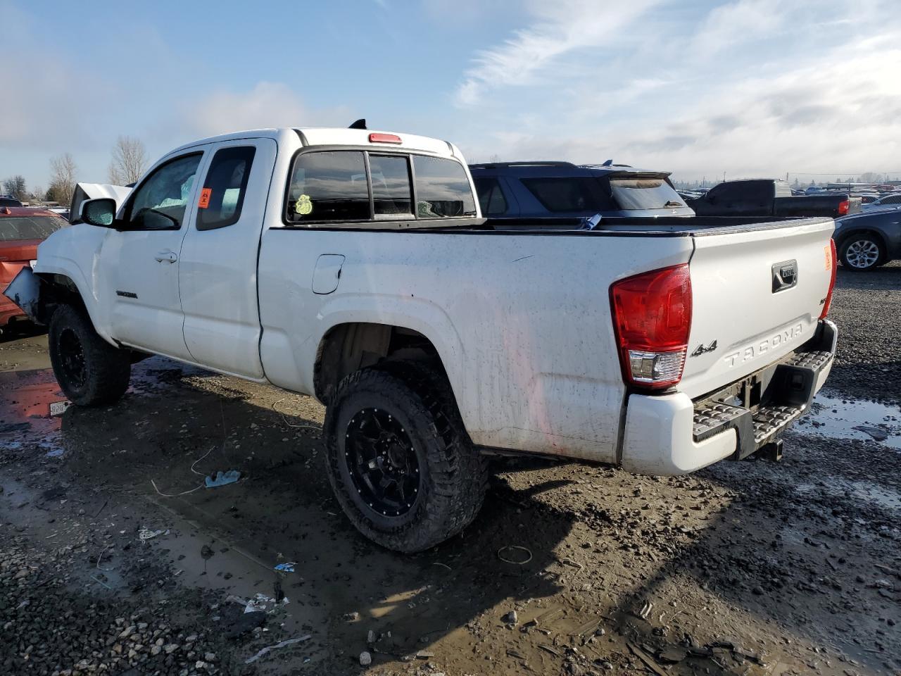 2017 TOYOTA TACOMA ACC - Фото 2
