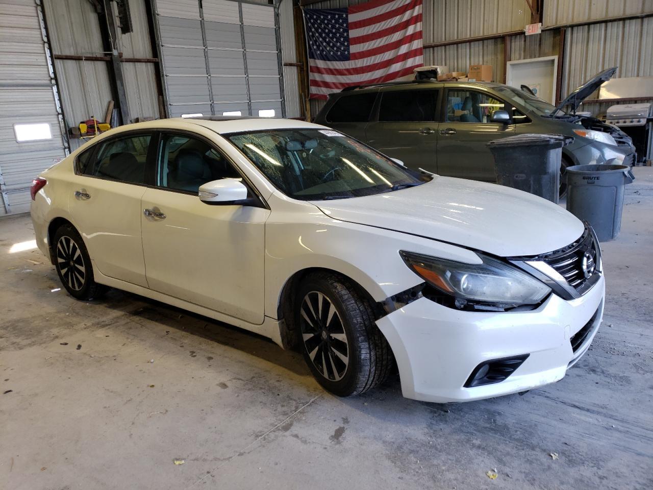 2017 NISSAN ALTIMA 2.5 - Image 4