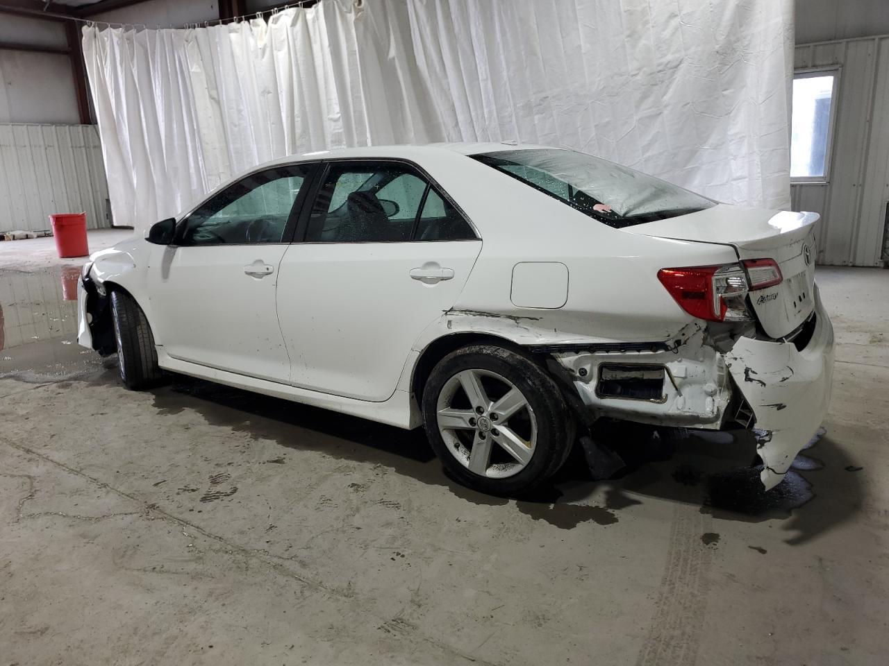 2012 TOYOTA CAMRY BASE - Image 2
