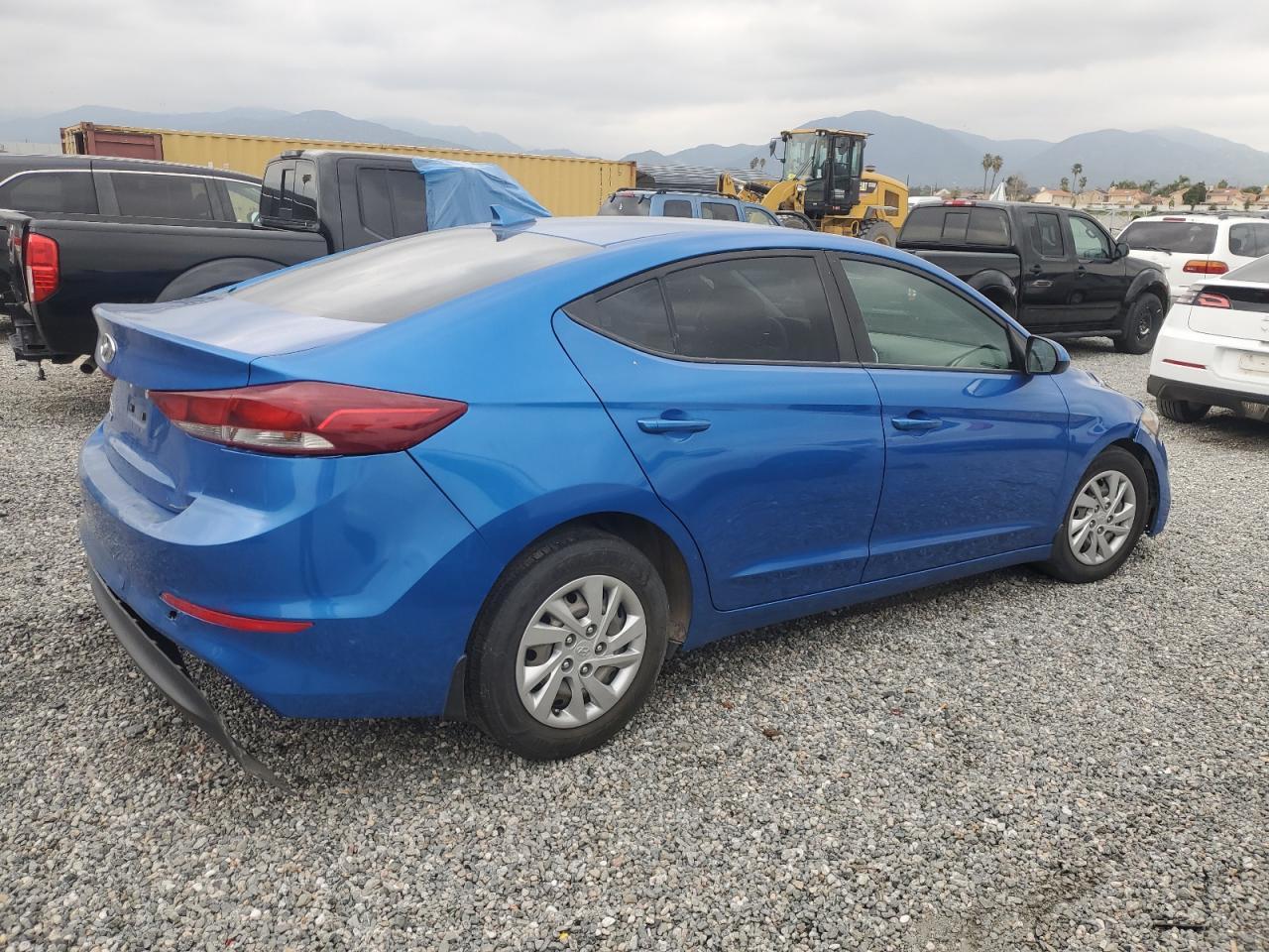 2017 HYUNDAI ELANTRA SE - Image 3