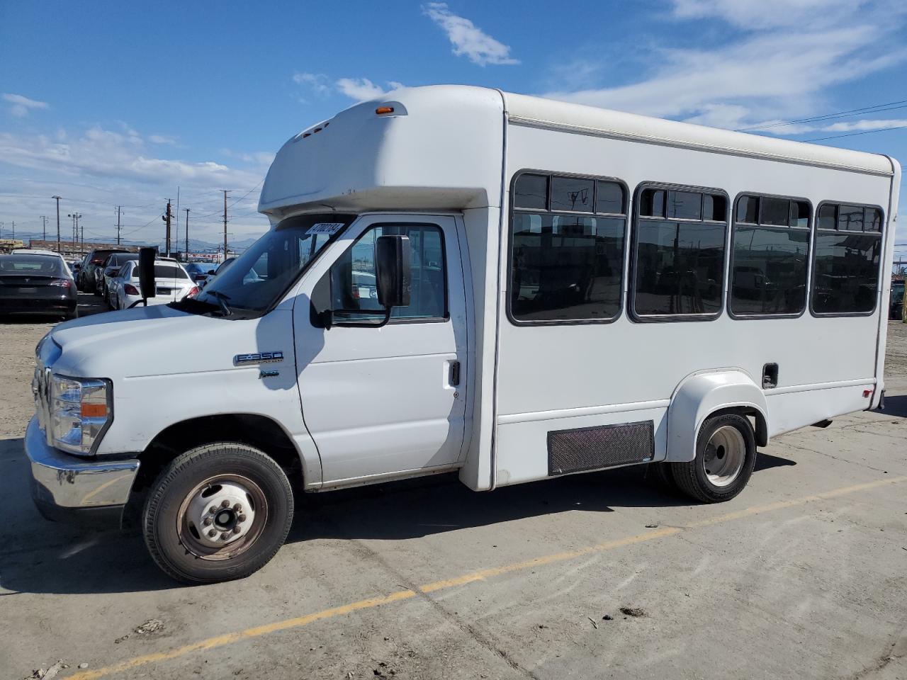 2016 FORD ECONOLINE car image