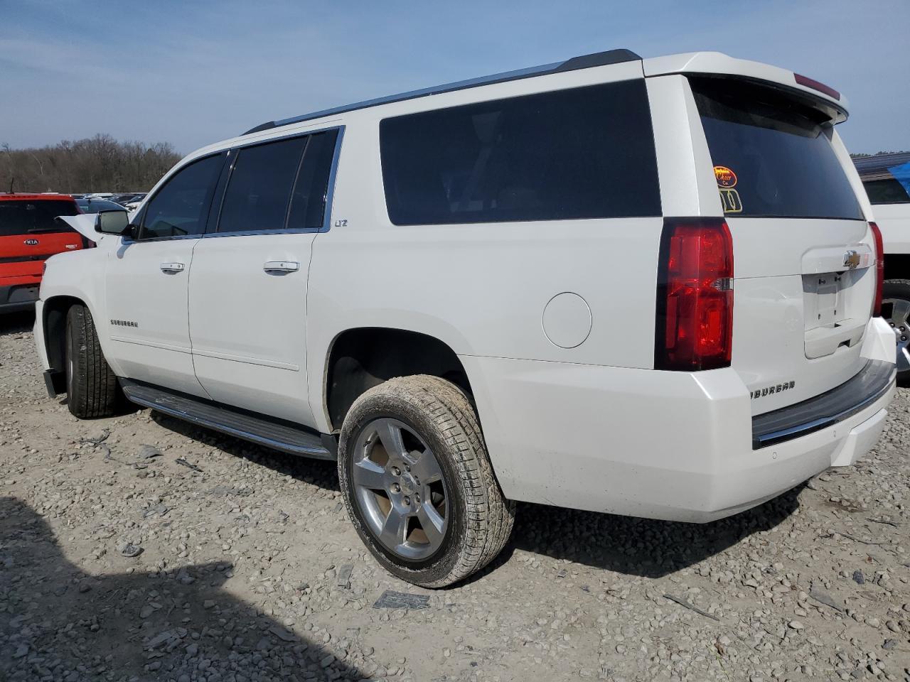 2016 CHEVROLET SUBURBAN C - Image 2