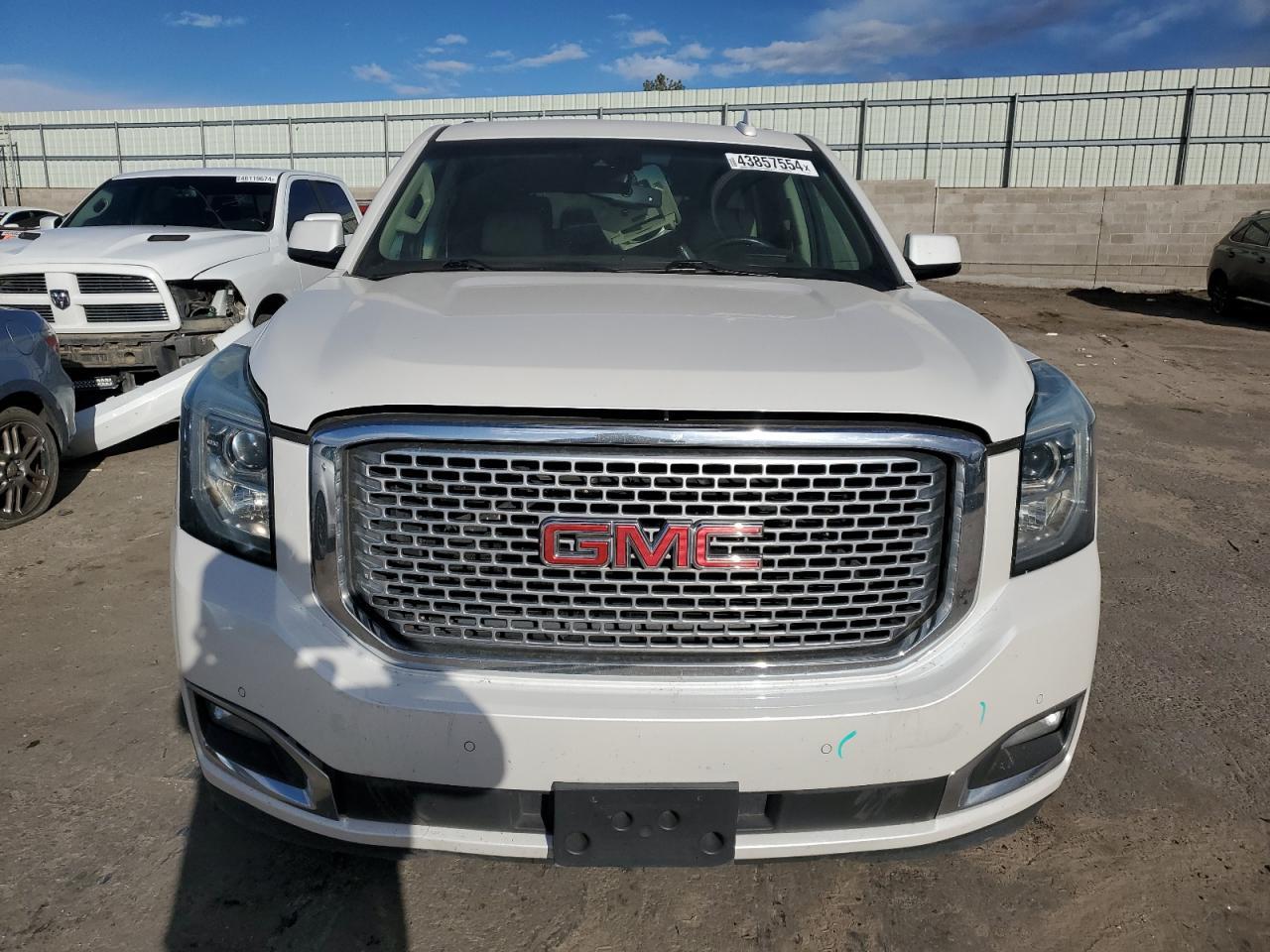 2016 GMC YUKON DENA - Фото 5