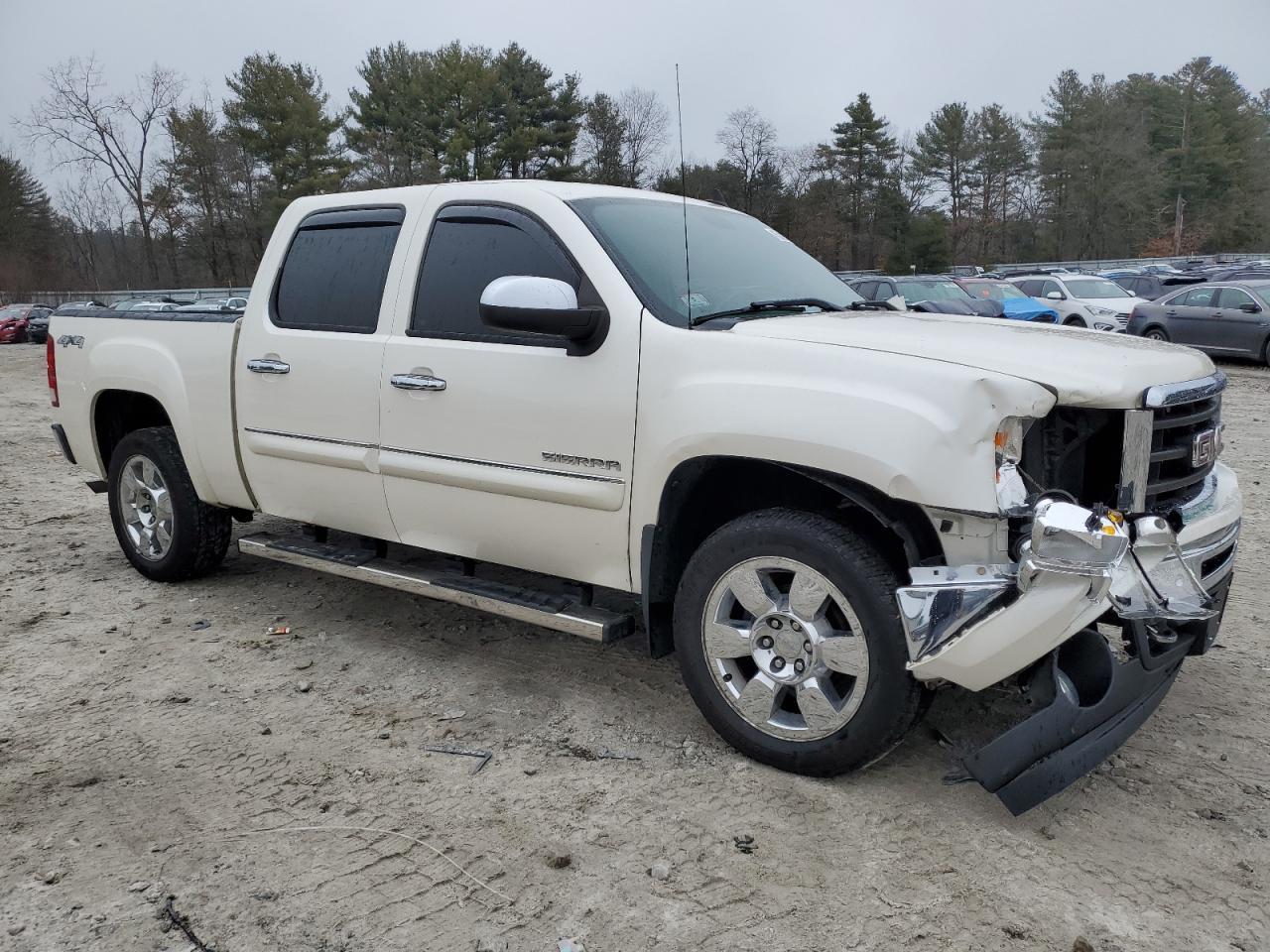 2011 GMC SIERRA K15 - Image 4