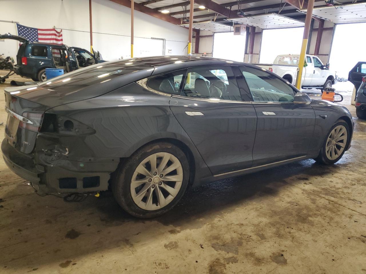 2017 TESLA MODEL S - Image 3