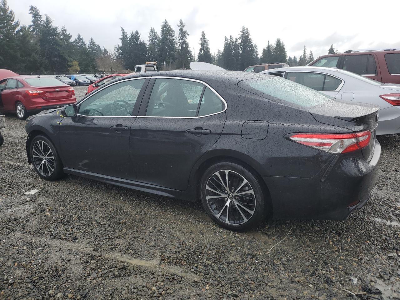 2018 TOYOTA CAMRY L - Фото 2