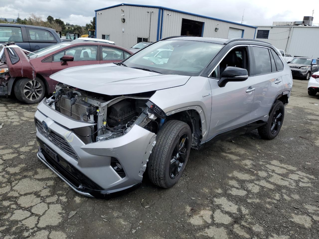 2020 TOYOTA RAV4 XSE car image