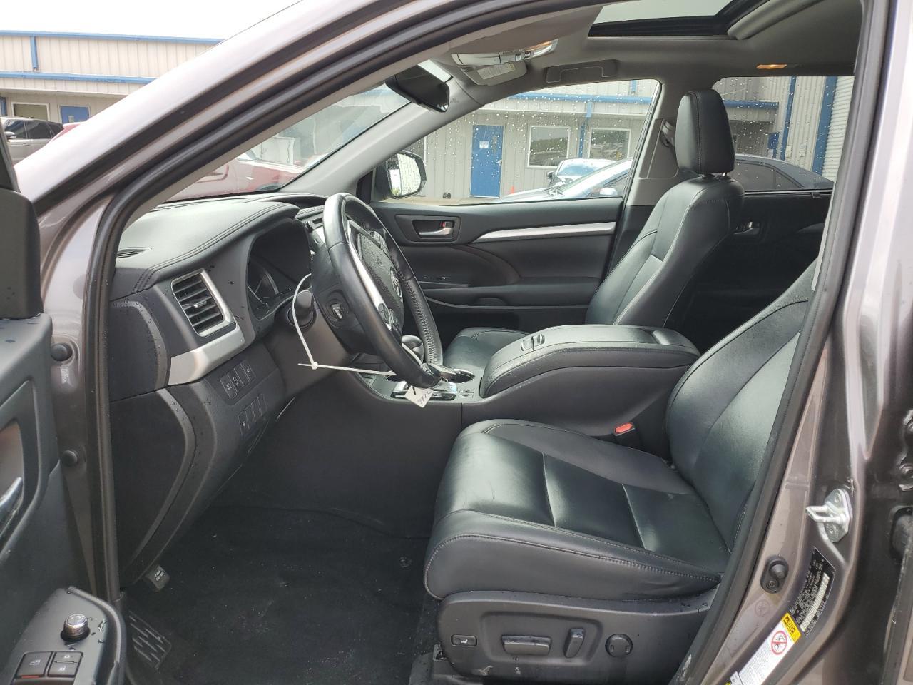 2019 TOYOTA HIGHLANDER - Image 7