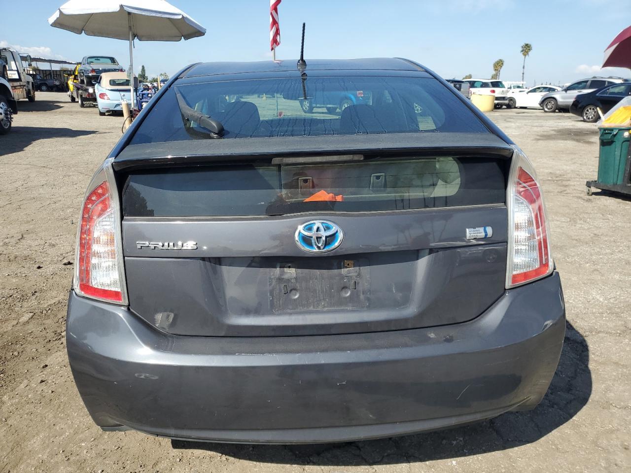 2013 TOYOTA PRIUS - Image 6