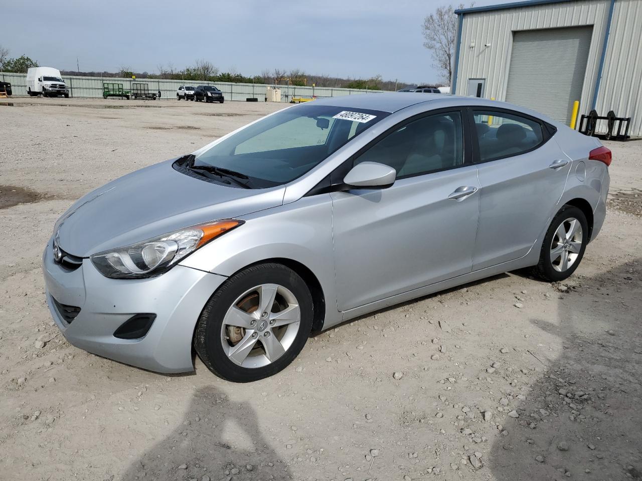2013 HYUNDAI ELANTRA GL