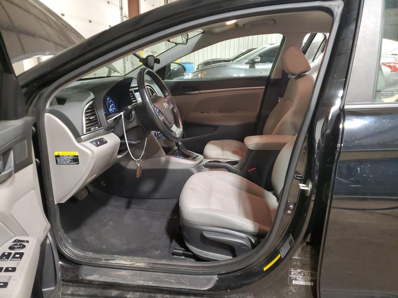 2017 HYUNDAI ELANTRA SE - Image 7