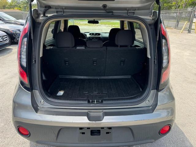 2017 Kia Soul - Image 6