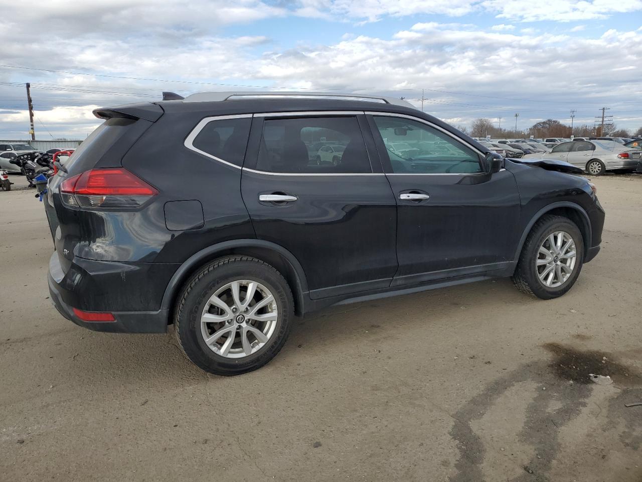 2017 NISSAN ROGUE S - Фото 3