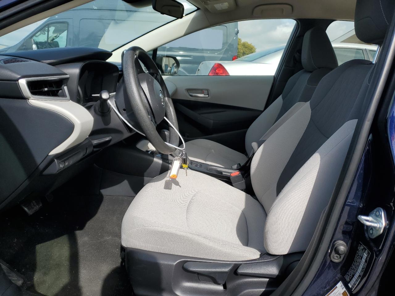 2020 TOYOTA COROLLA LE - Image 7