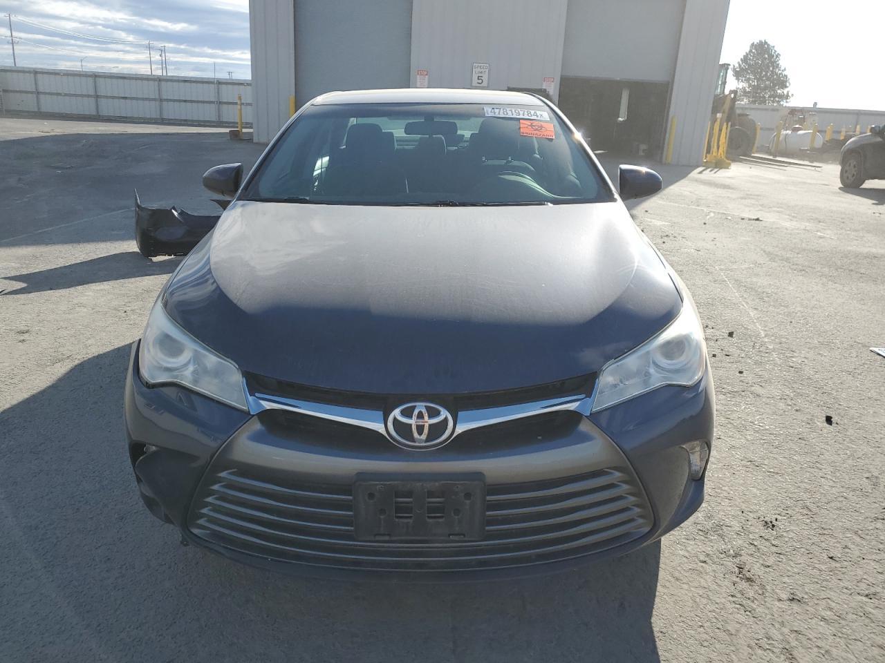 2016 TOYOTA CAMRY LE - Фото 5