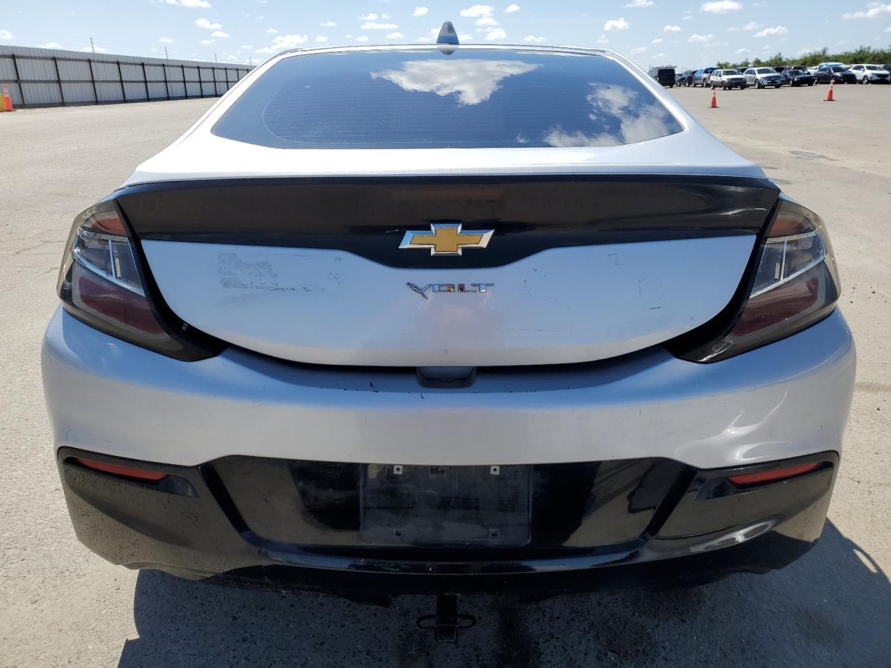 2017 CHEVROLET VOLT LT - Image 6