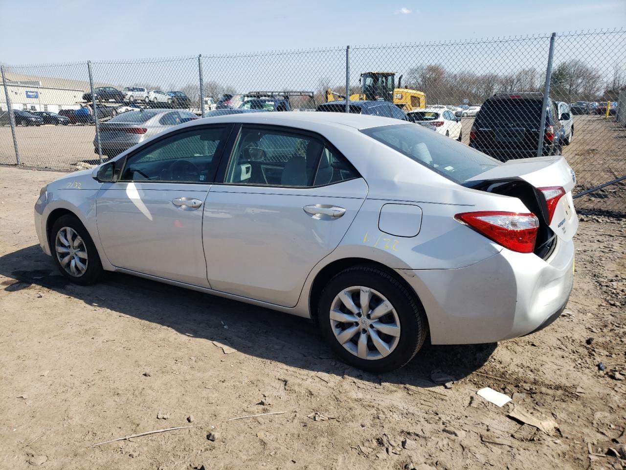 2015 TOYOTA COROLLA L - Фото 2