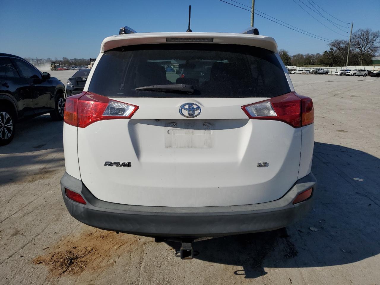 2015 TOYOTA RAV4 LE - Image 6