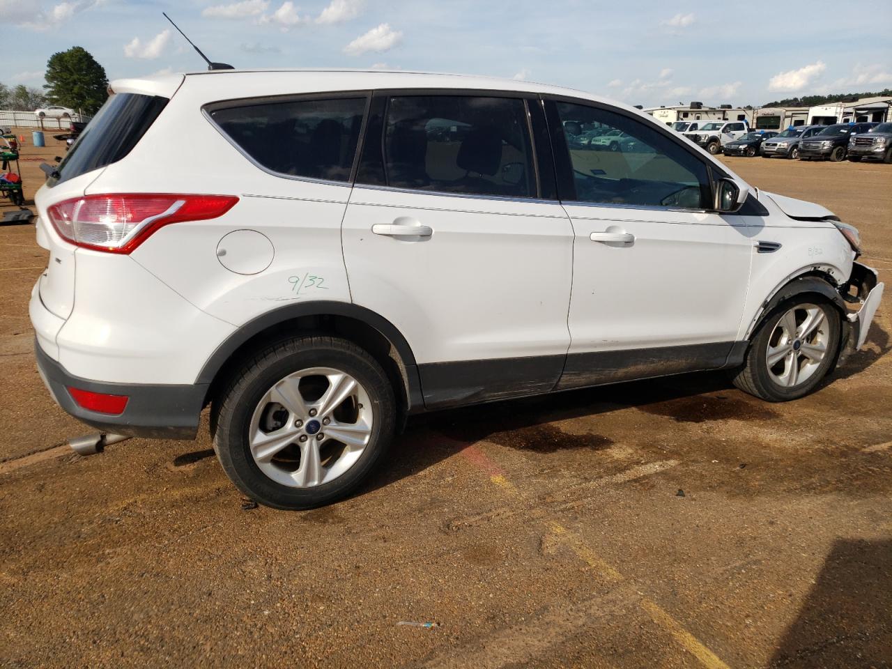 2015 FORD ESCAPE SE - Image 3