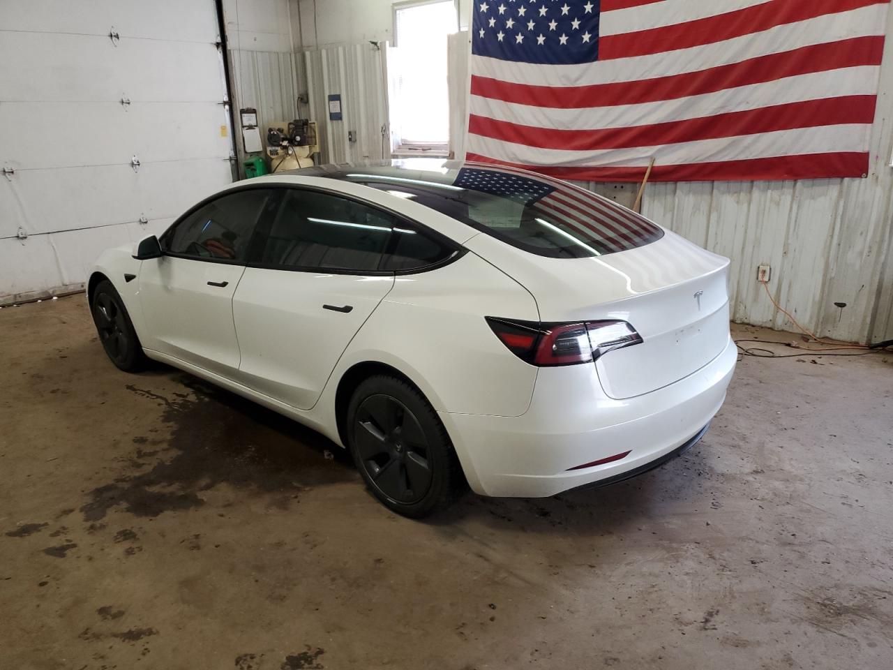 2023 TESLA MODEL 3 - Image 2