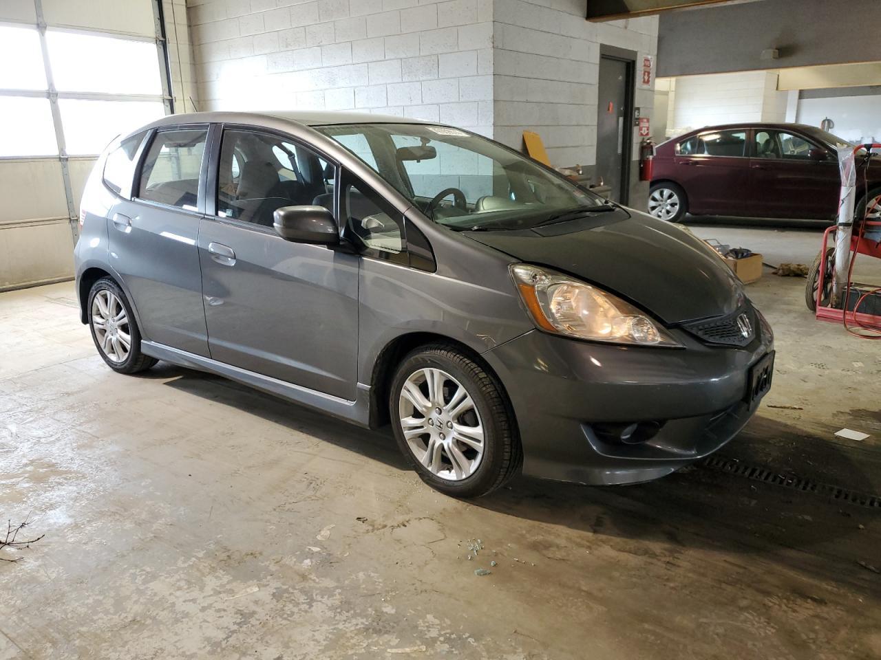 2011 HONDA FIT SPORT - Image 4