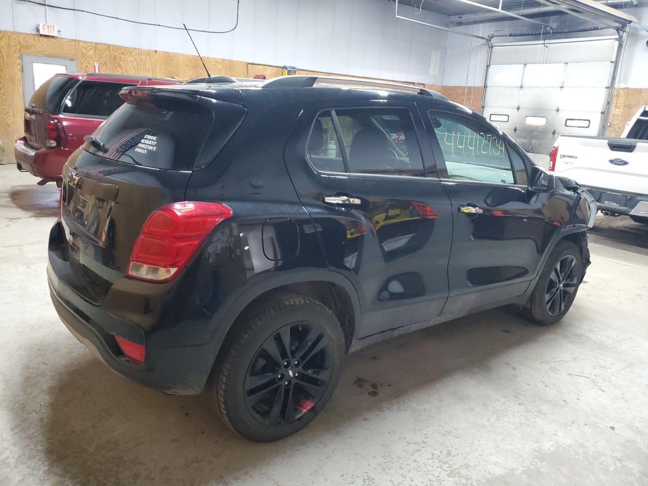 2018 CHEVROLET TRAX 1LT - Фото 3