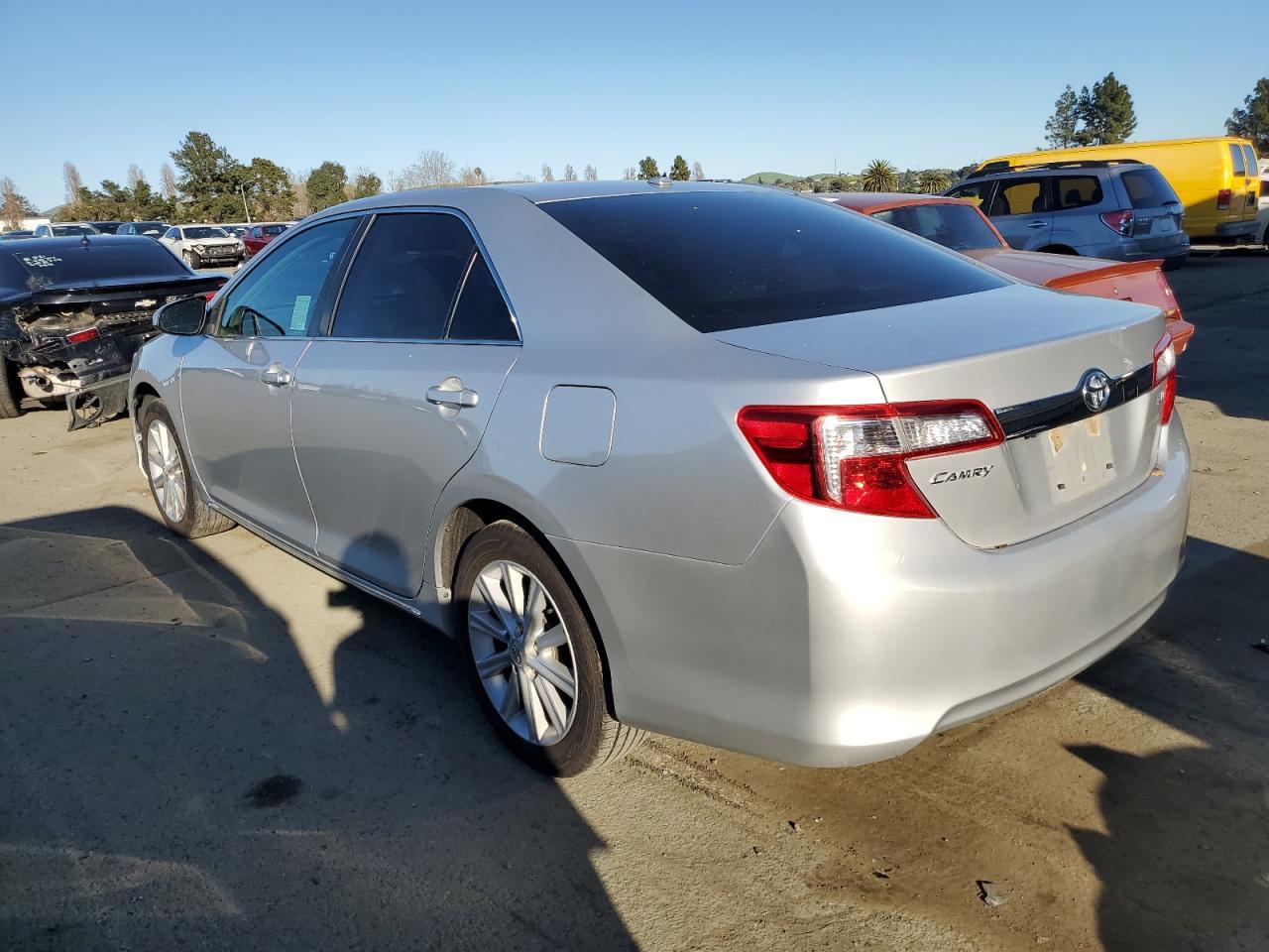 2012 TOYOTA CAMRY BASE - Фото 2