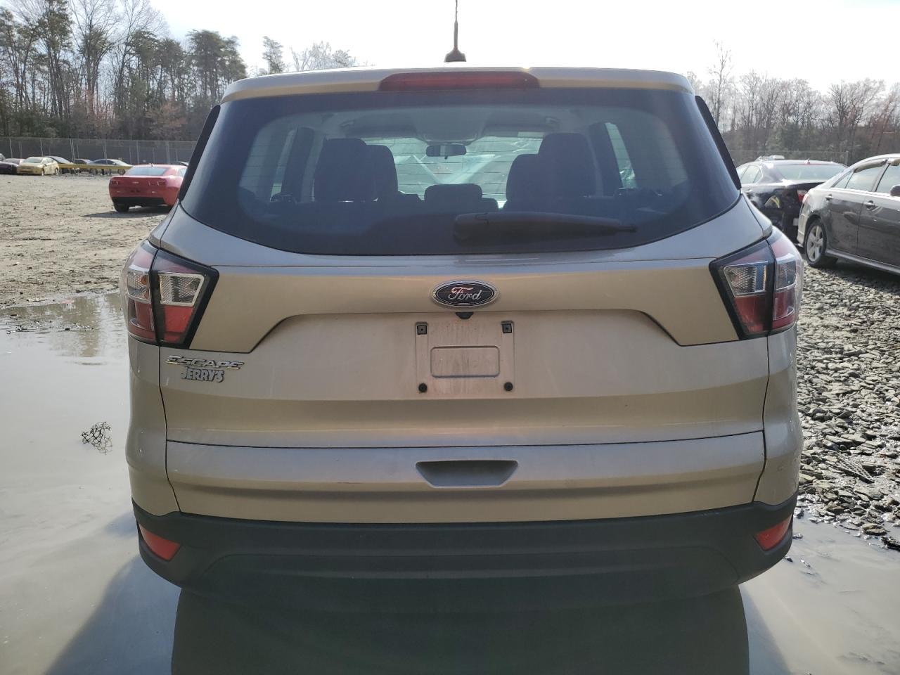 2017 FORD ESCAPE S - Image 6