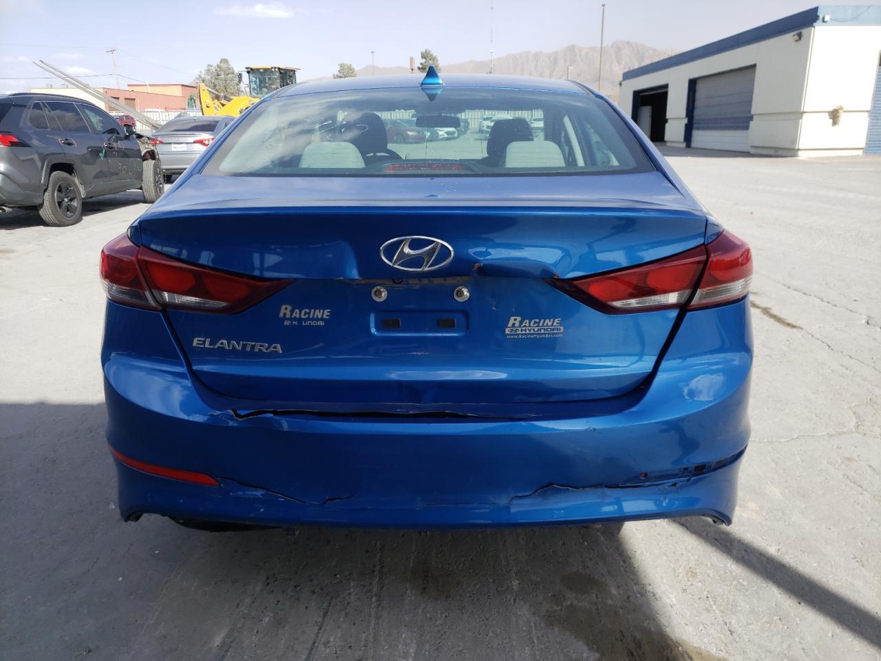 2017 HYUNDAI ELANTRA SE - Image 6