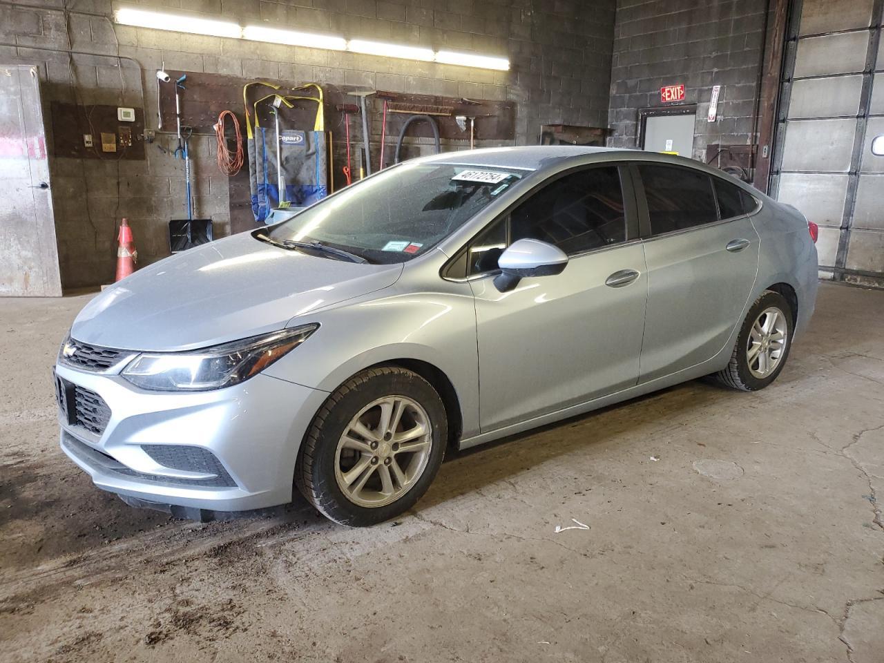 2017 CHEVROLET CRUZE LT