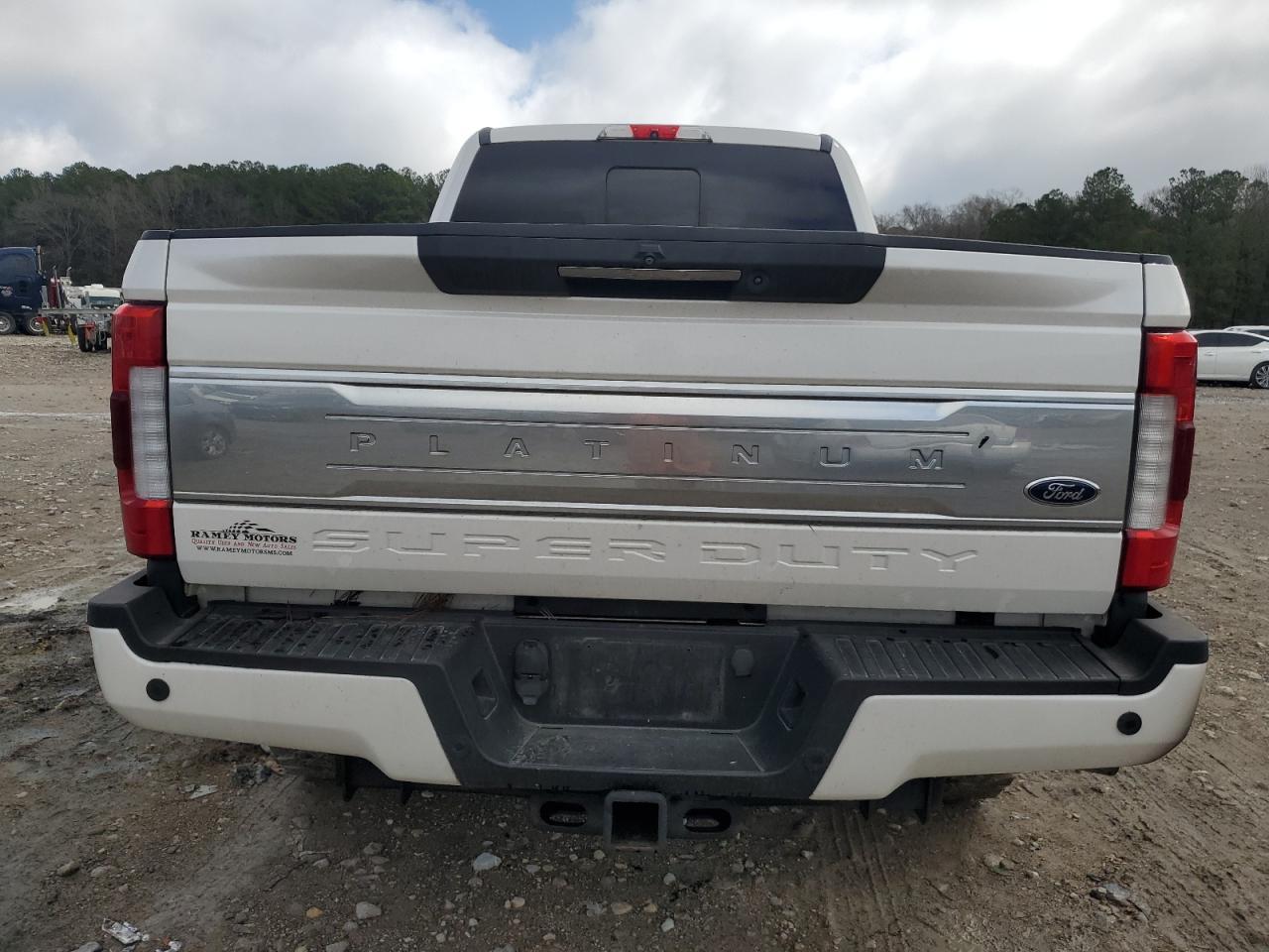 2017 FORD F250 SUPER - Image 6