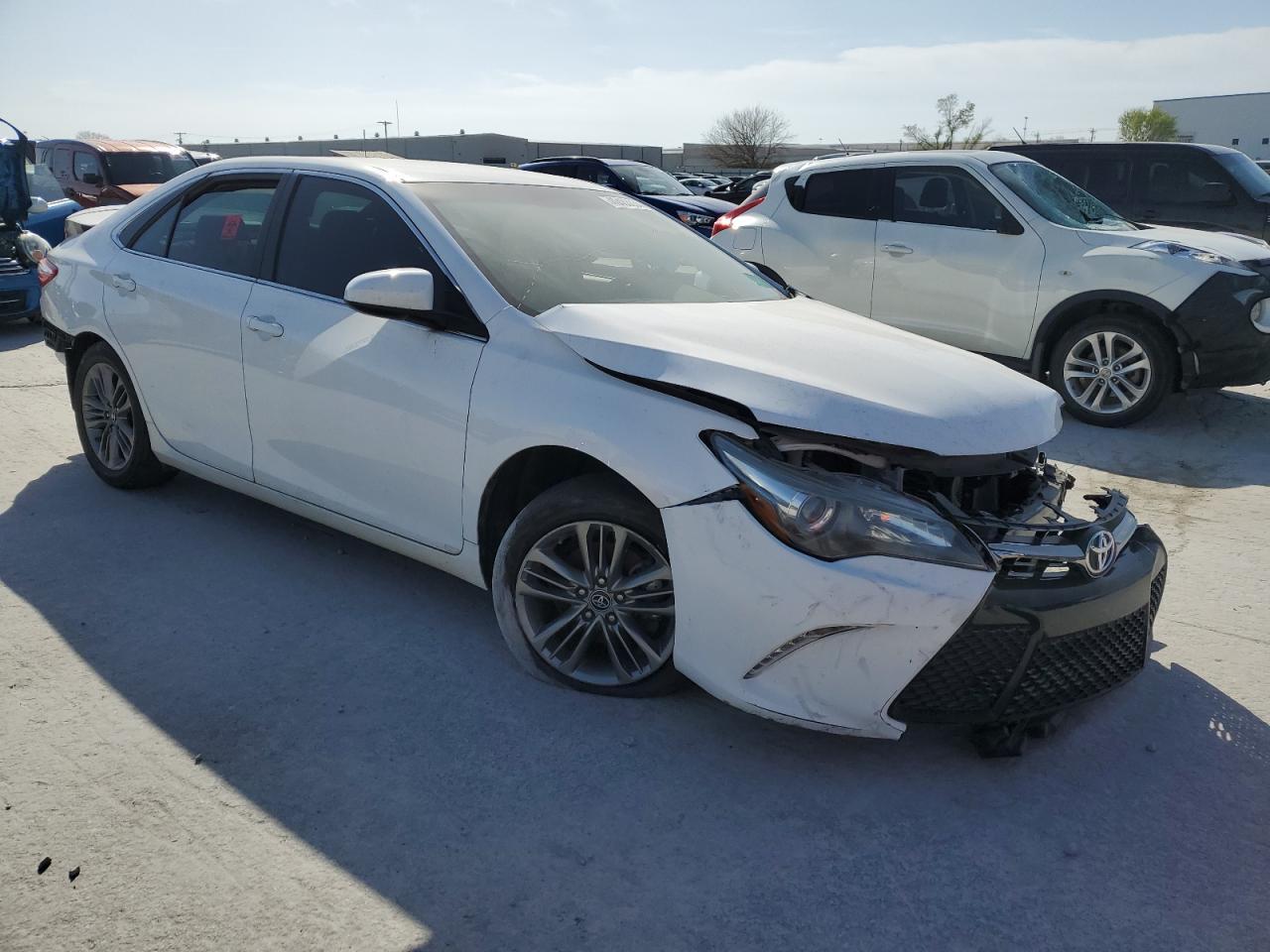 2017 TOYOTA CAMRY LE - Фото 4