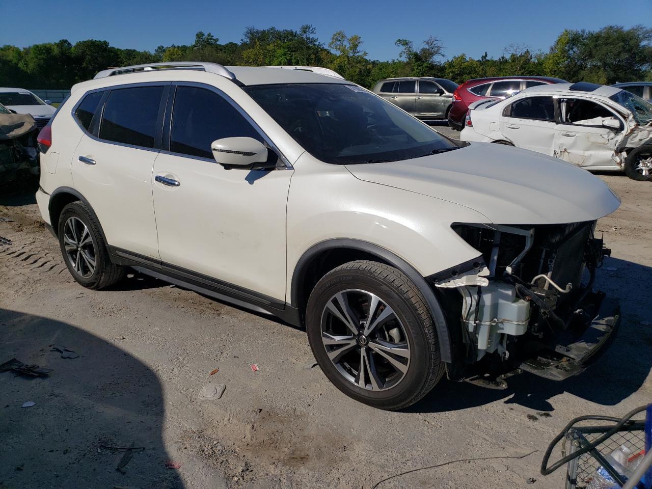 2017 NISSAN ROGUE S - Image 4