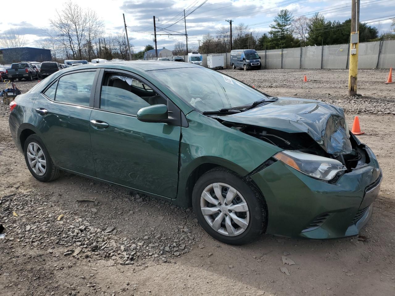 2015 TOYOTA COROLLA L - Фото 4
