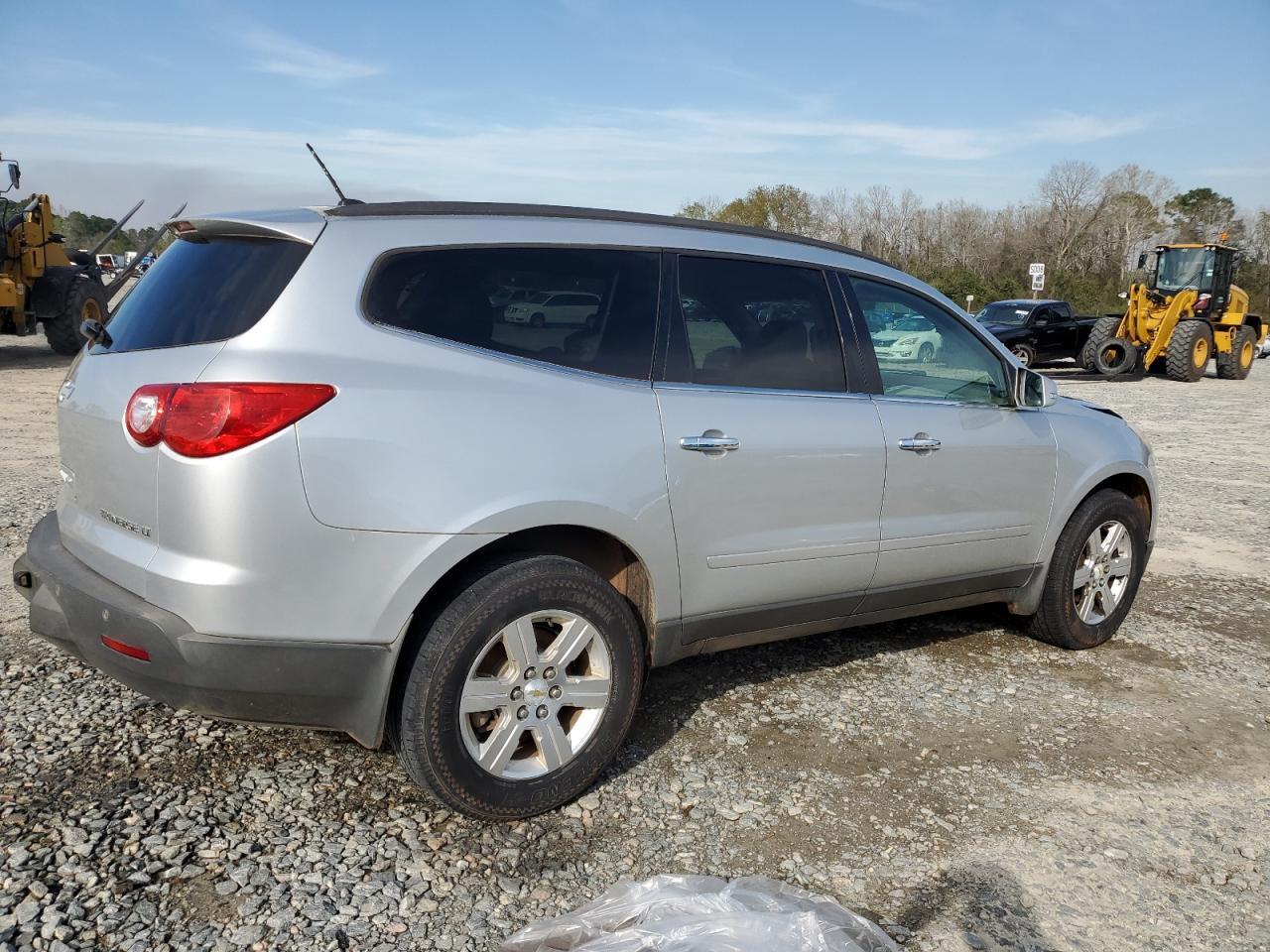 2012 CHEVROLET TRAVERSE L - Фото 3
