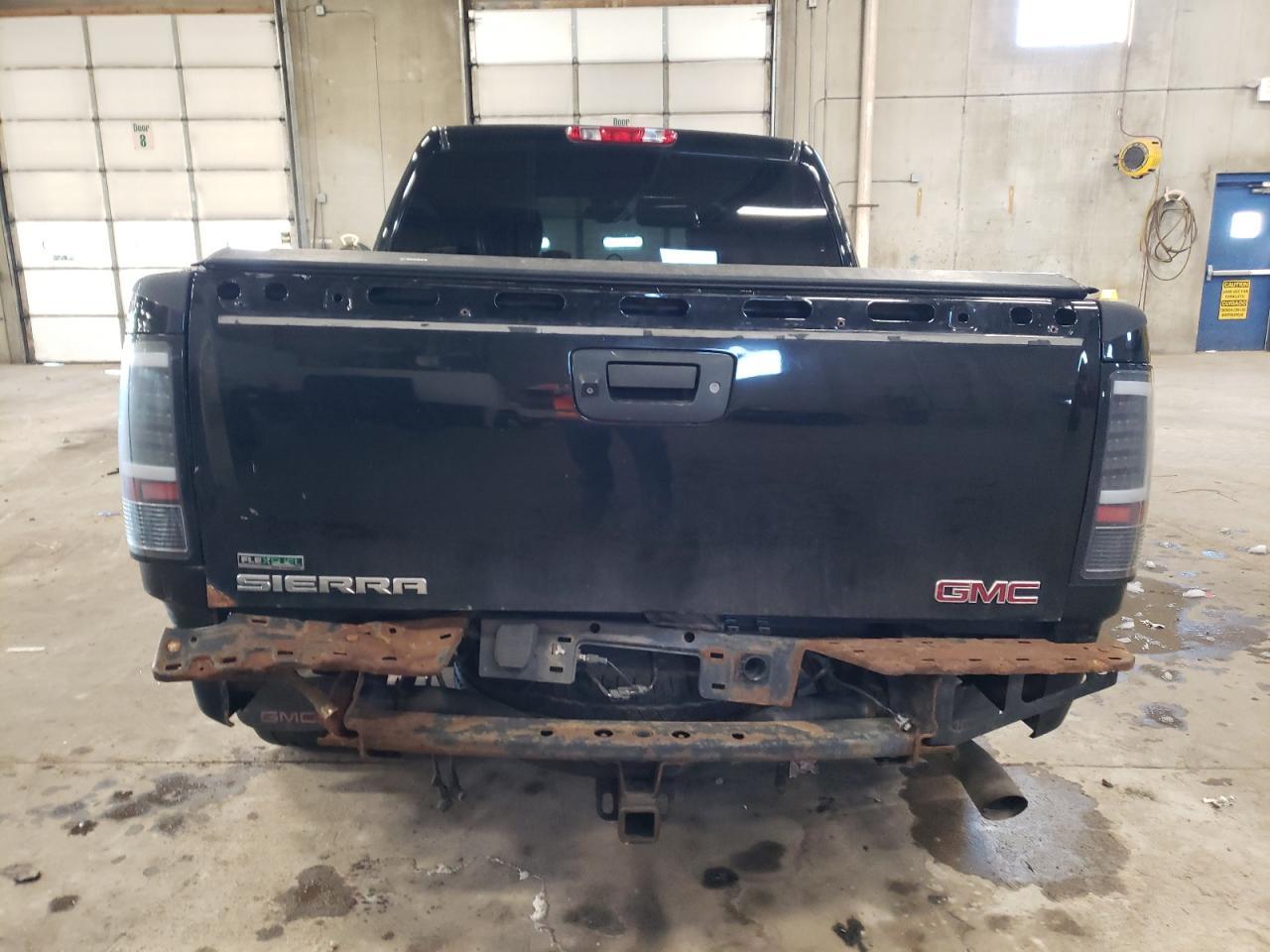 2011 GMC SIERRA K15 - Фото 6