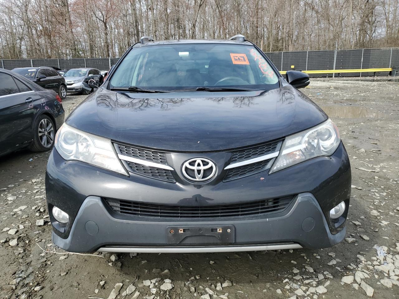 2015 TOYOTA RAV4 XLE - Фото 5