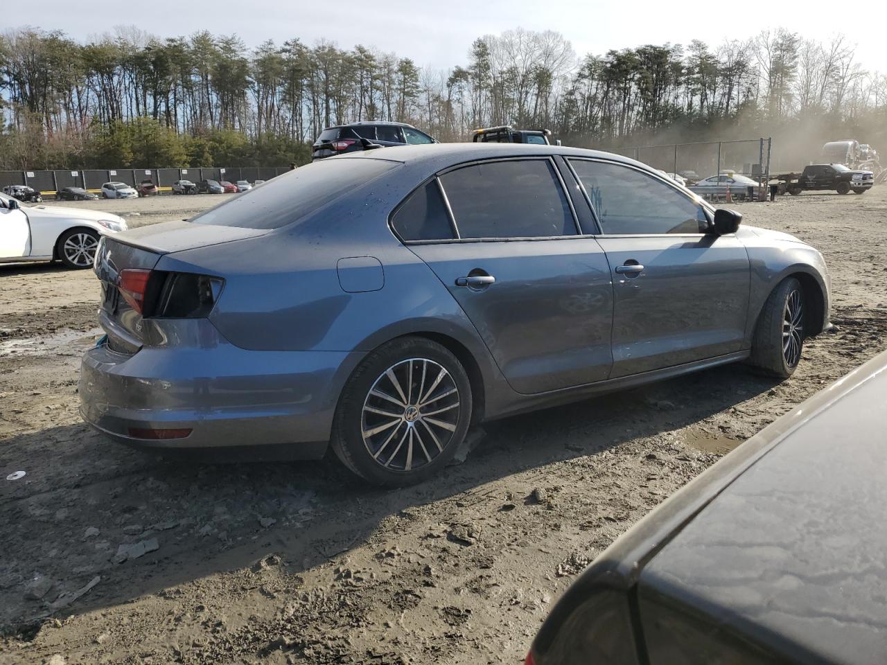 2017 VOLKSWAGEN JETTA SPOR - Image 3