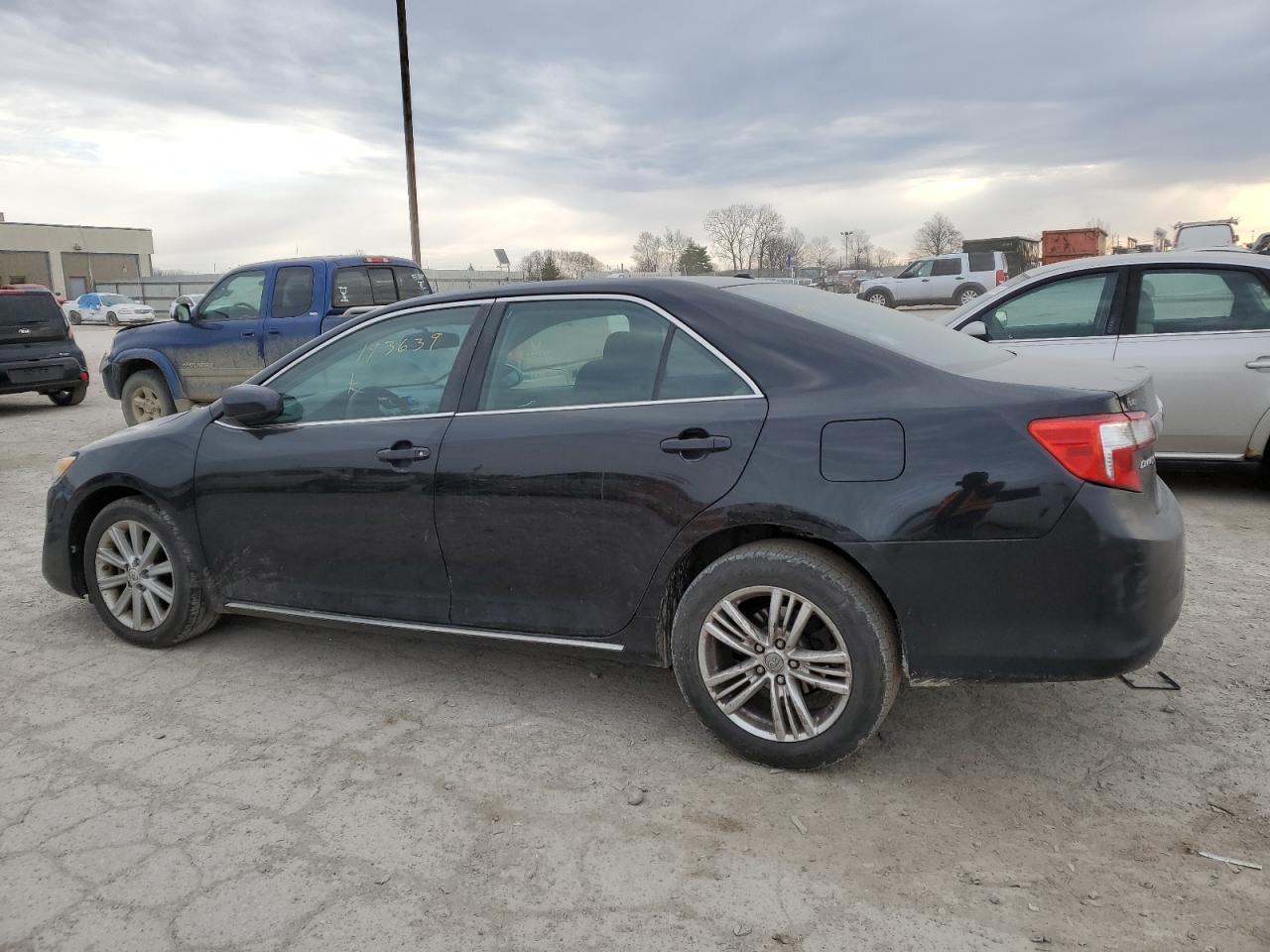 2012 TOYOTA CAMRY BASE - Фото 2