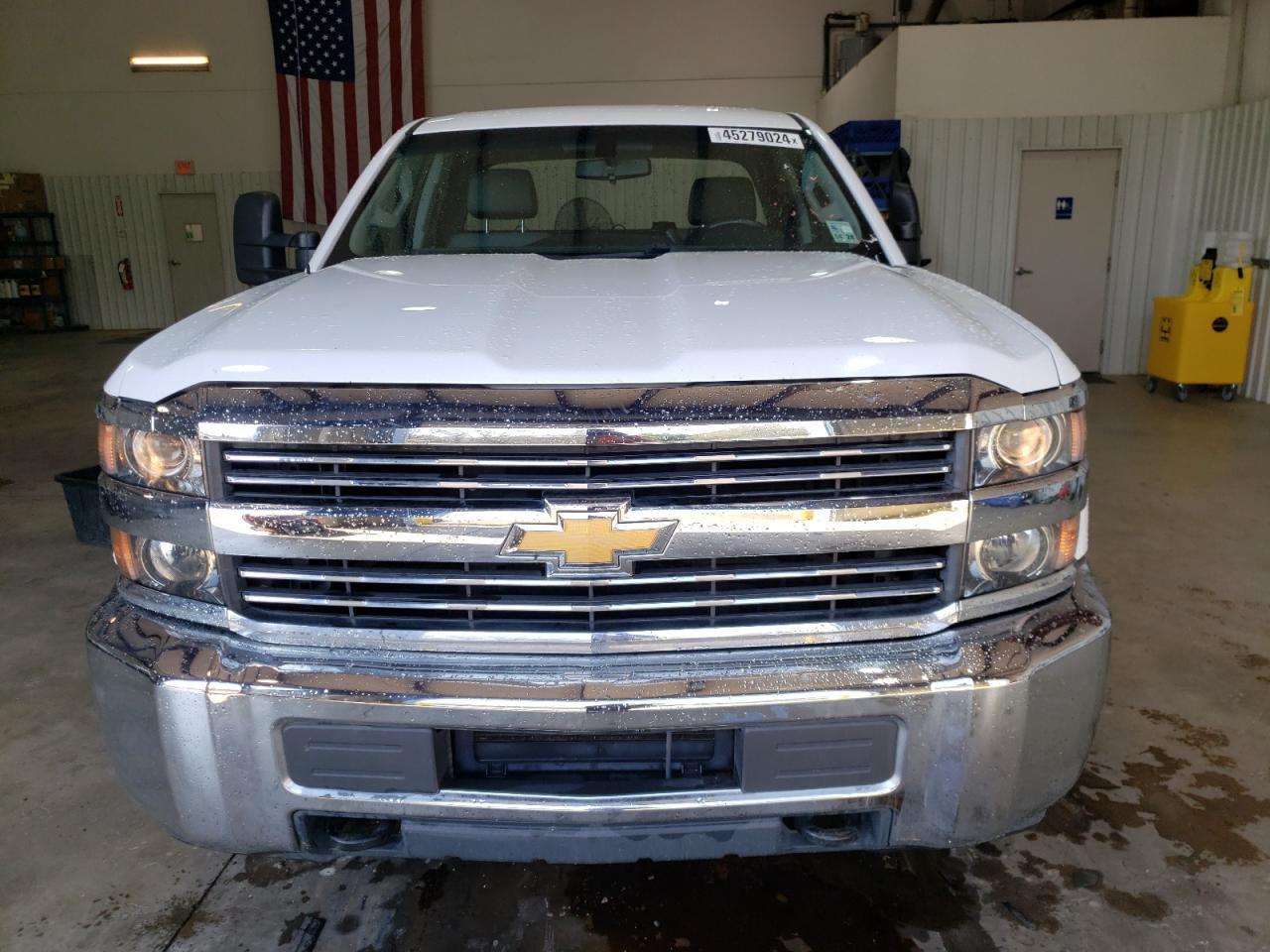 2018 CHEVROLET SILVERADO - Фото 5