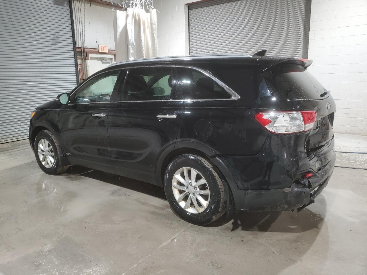 2016 KIA SORENTO LX - Image 2