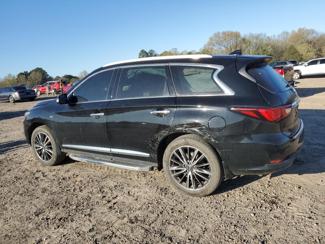 2017 INFINITI QX60 - Image 2
