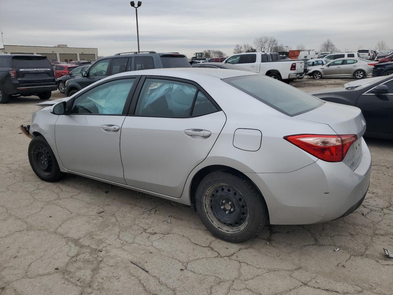 2018 TOYOTA COROLLA L - Image 2