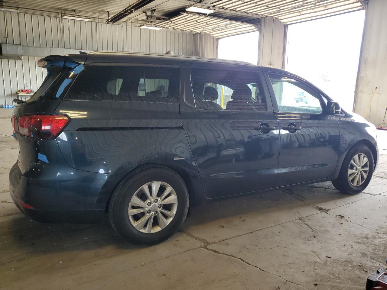 2016 KIA SEDONA LX - Фото 3