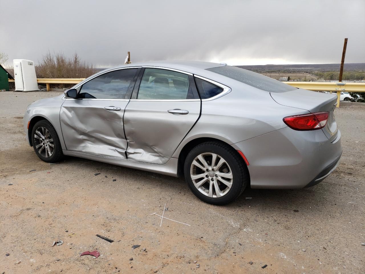 2015 CHRYSLER 200 LIMITE - Image 2