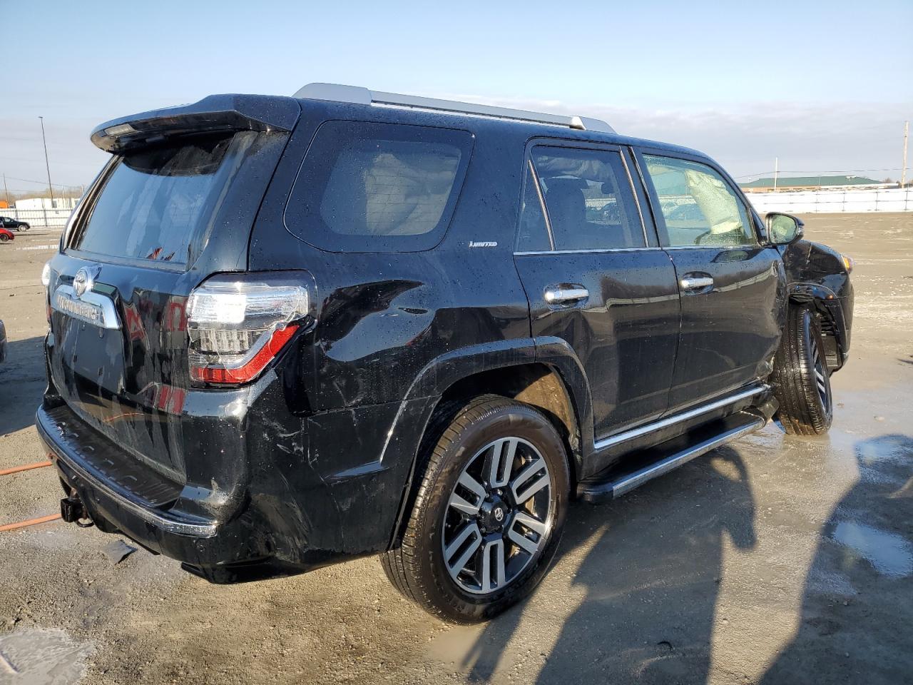 2019 TOYOTA 4RUNNER SR - Image 3