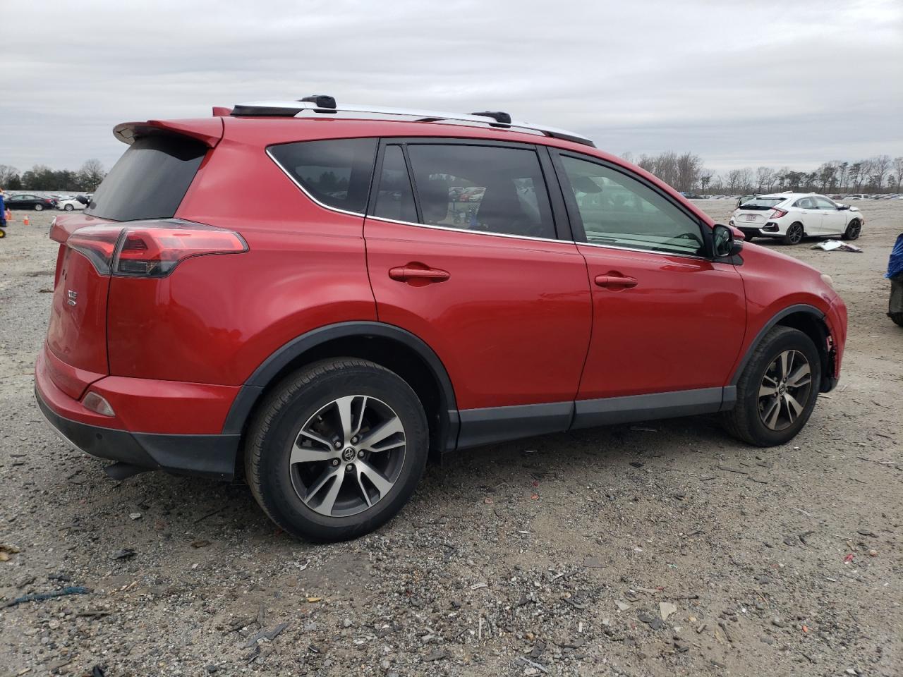 2016 TOYOTA RAV4 XLE - Фото 3